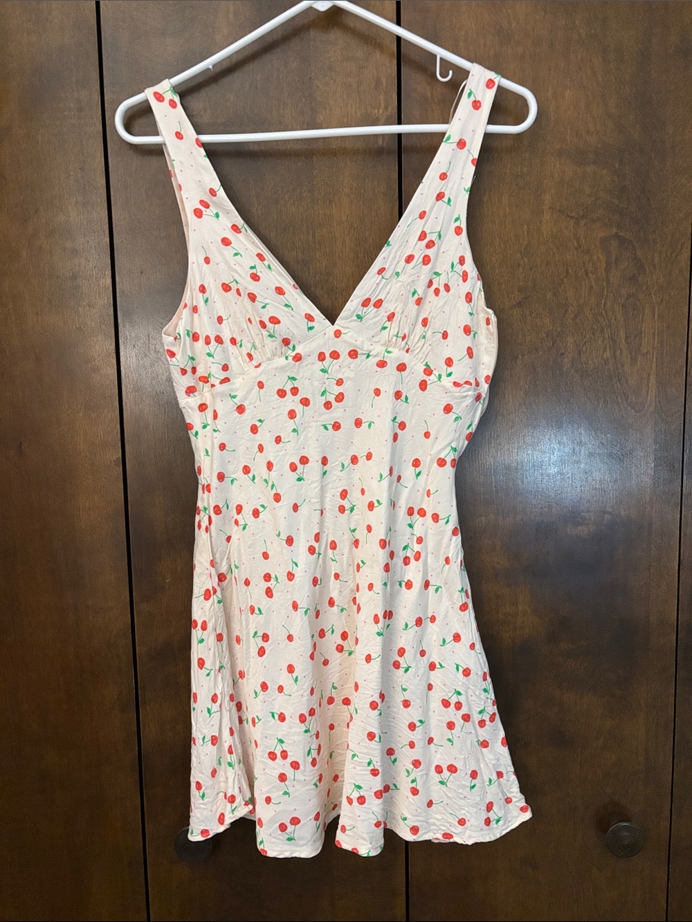 Cherry-Print V-Neck Chemise Slip in White and Red